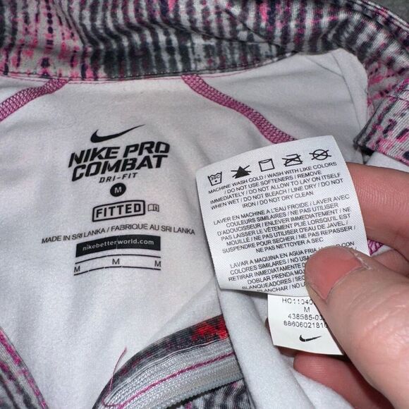 Nike Pro Combat Womens Pink Red Black Abstract Quarter Zip Medium EUC - Picture 9 of 13